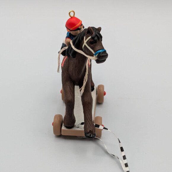 Hallmark Keepsake A Pony for Christmas 2010, 13th in A Pony for Christmas Series - Picture 4 of 11